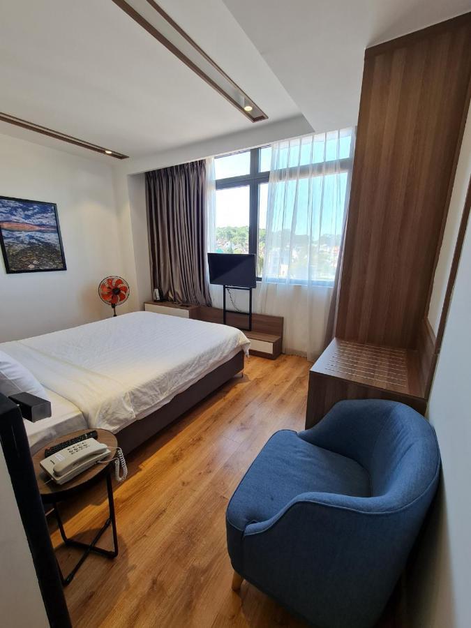 Ngan Hoa - Mille Fleurs 02 Hotel Dalat Bagian luar foto